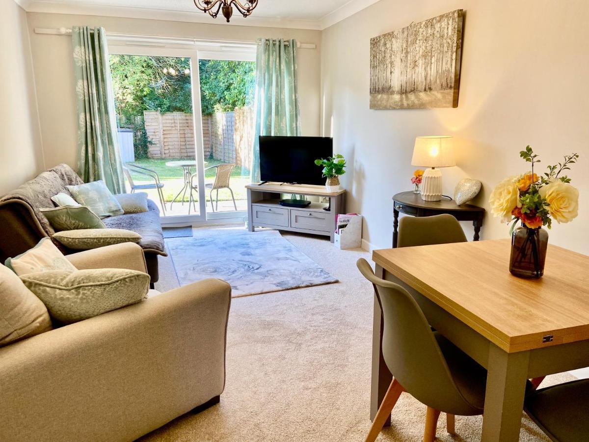 Cosy Bungalow Near Open Countryside Felixstowe Exteriör bild