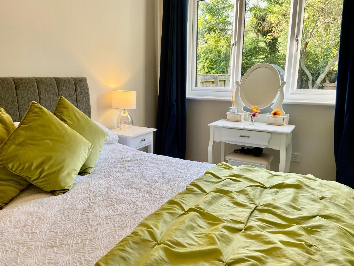 Cosy Bungalow Near Open Countryside Felixstowe Exteriör bild