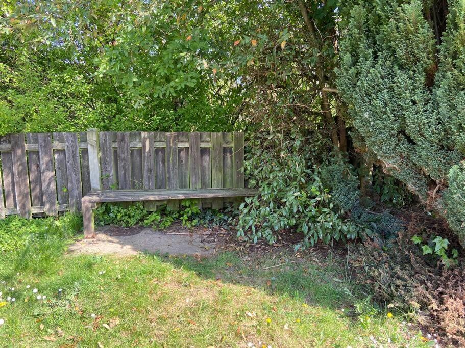 Cosy Bungalow Near Open Countryside Felixstowe Exteriör bild