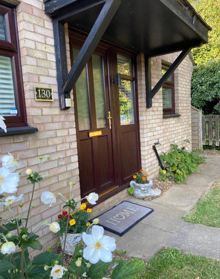 Cosy Bungalow Near Open Countryside Felixstowe Exteriör bild